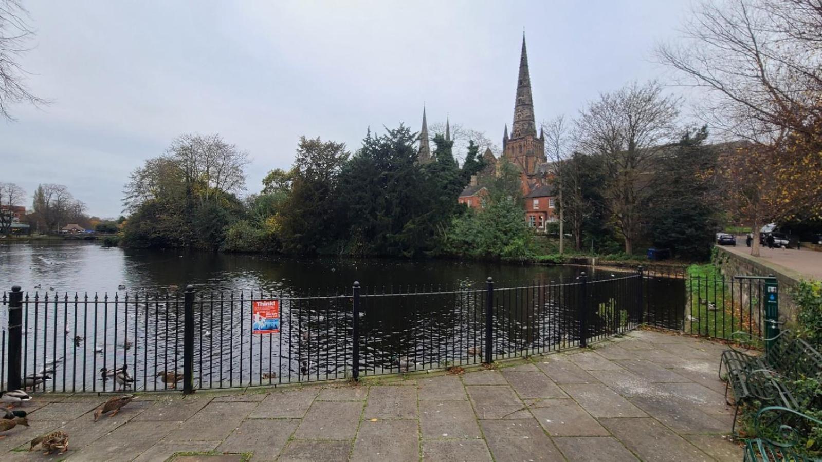 Samuels' A Duplex Apartment By Spires Accommodation In Lichfield City Centre 外观 照片