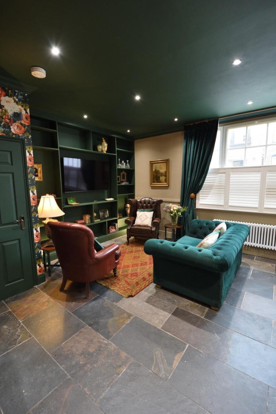 Samuels' A Duplex Apartment By Spires Accommodation In Lichfield City Centre 外观 照片