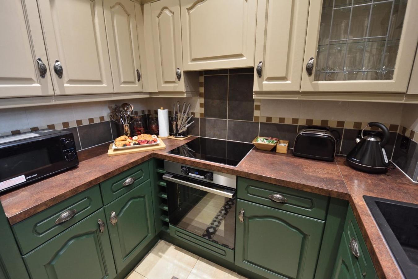 Samuels' A Duplex Apartment By Spires Accommodation In Lichfield City Centre 外观 照片